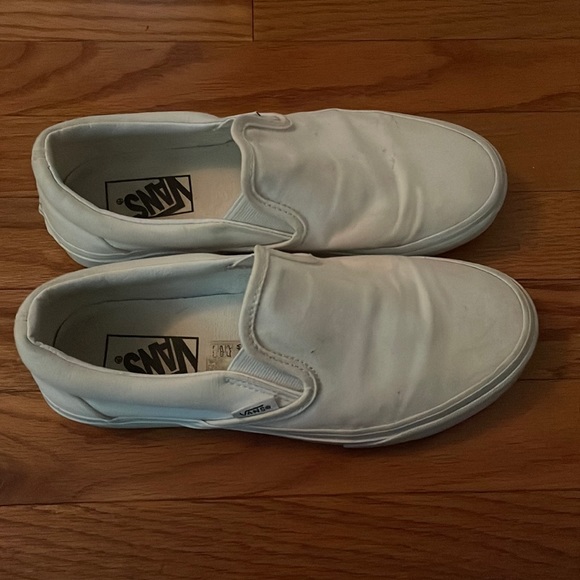 White slip on vans - Picture 1 of 4